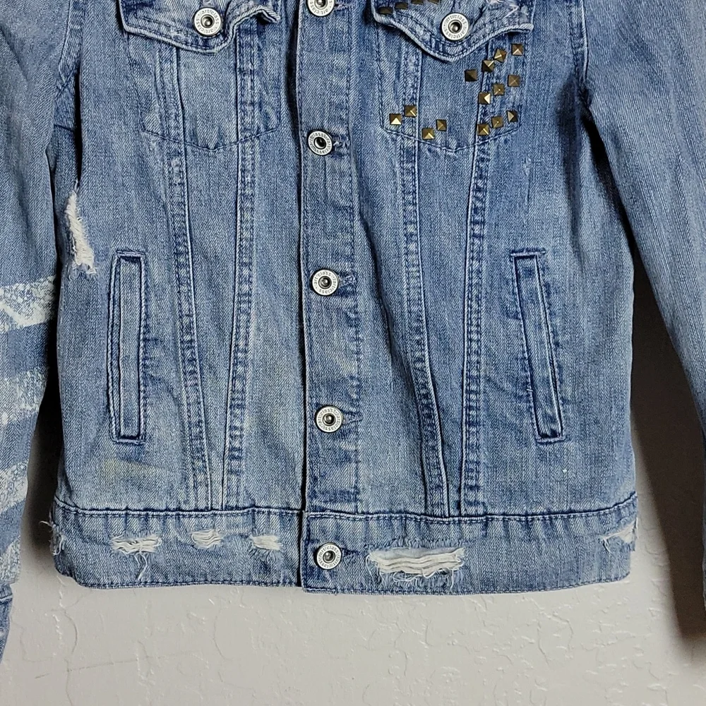 ART CLASS Graphic Studed Denim Jean Jacket M